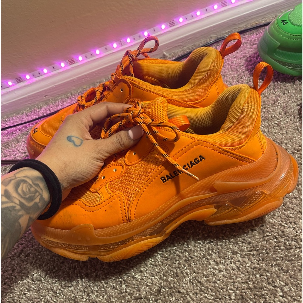 Balenciaga triple s clear soles